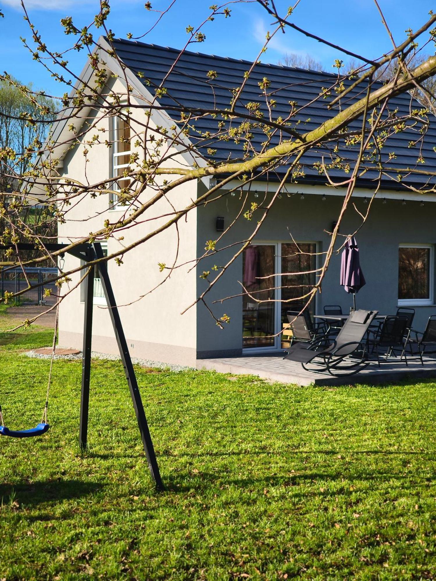 Mia Domo - Wypoczynek W Gorach Suchych, Kamiennych I Sowich Villa Gluszyca Buitenkant foto